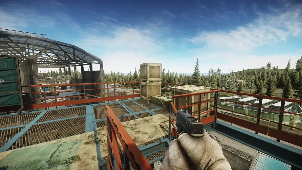 Ammo pack spot: 4th floor at the stacked crates next to the stairs